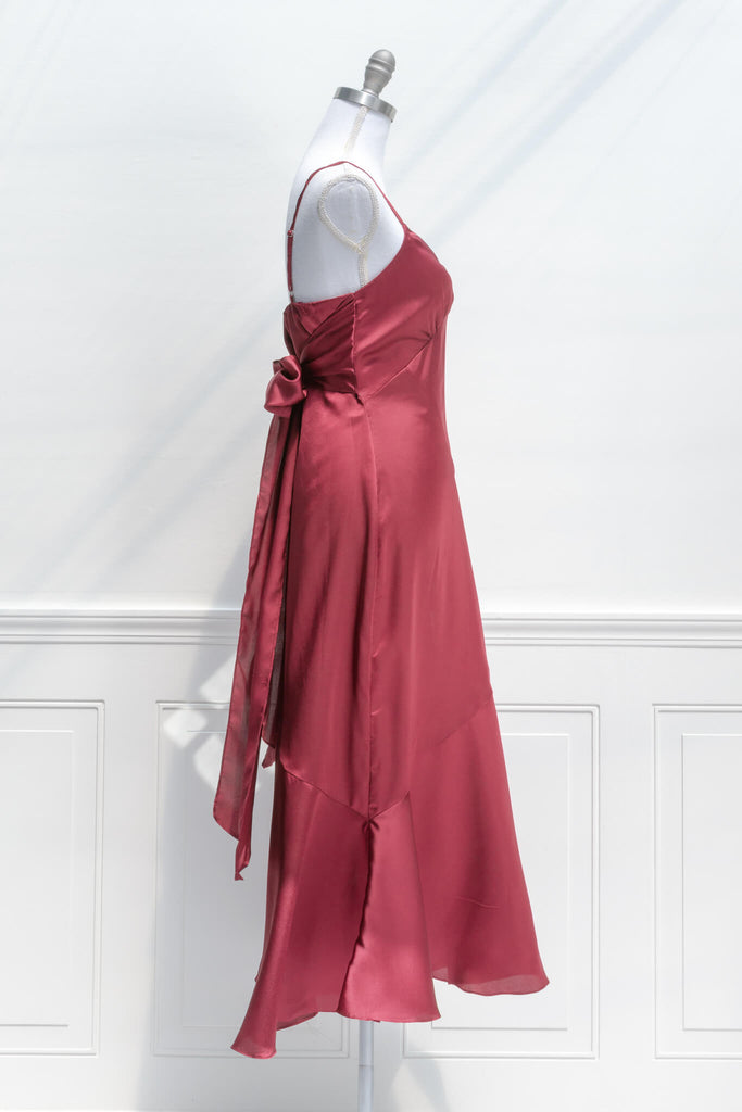 feminine aesthetic dresses inspired by vintage and french fashion - a bias cut burgundy dress with spagetti straps, and side slit - amantine - side view