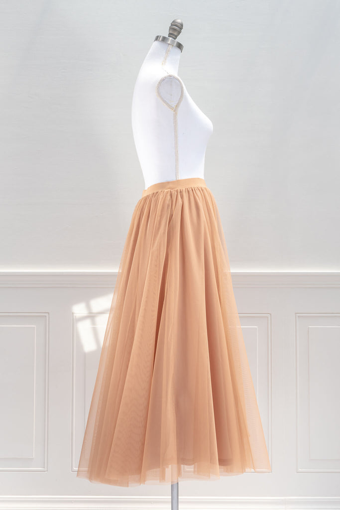 feminine aesthetic clothing - a long maxi skirt in mocha color and tulle fabric - french girl autumn style - amantine - side view