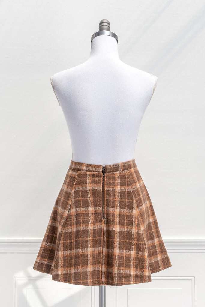 Aesthetic Clothes / a vintage cute school style brown and orange plaid mini skirt - back view