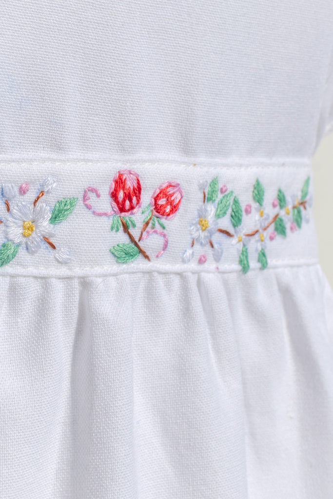 embroidered apron