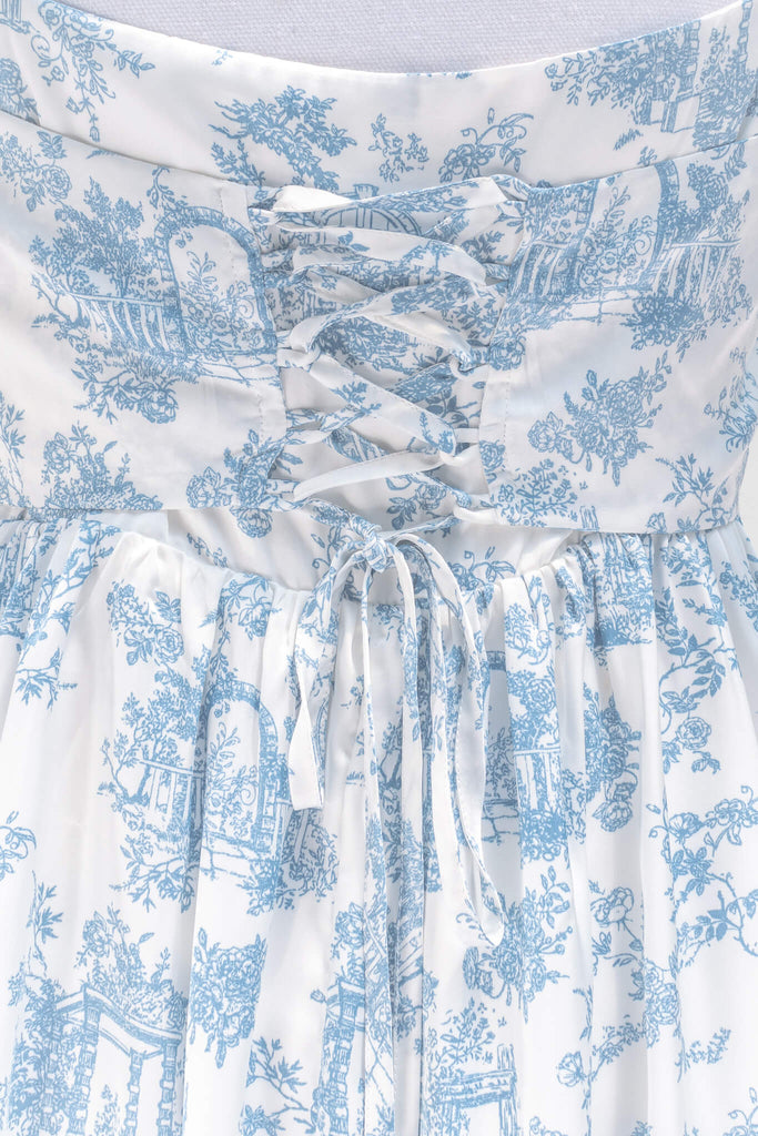 vintage style dresses inspired by french fashion - a beautiful mini dress in blue and white toile print fabric - summer dress - amantine - up close view 