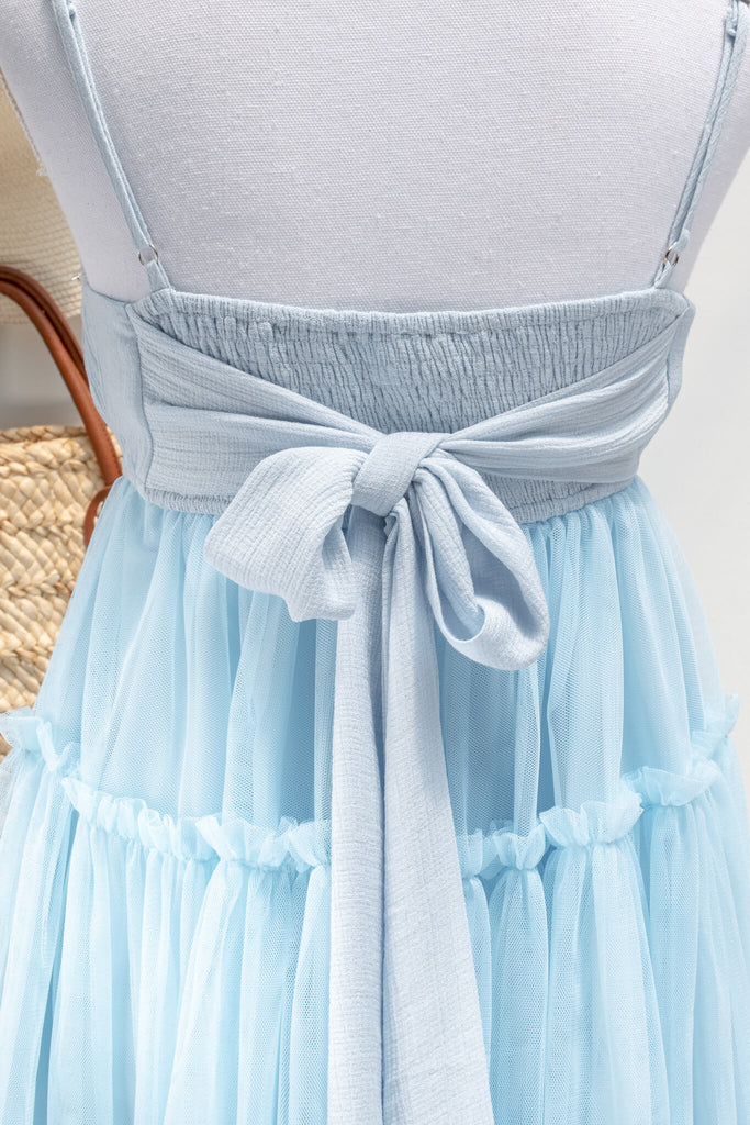 vintage style dresses inspired by french fashion - a beautiful mini dress in blue tulle fabric - summer dress - amantine - bow view 