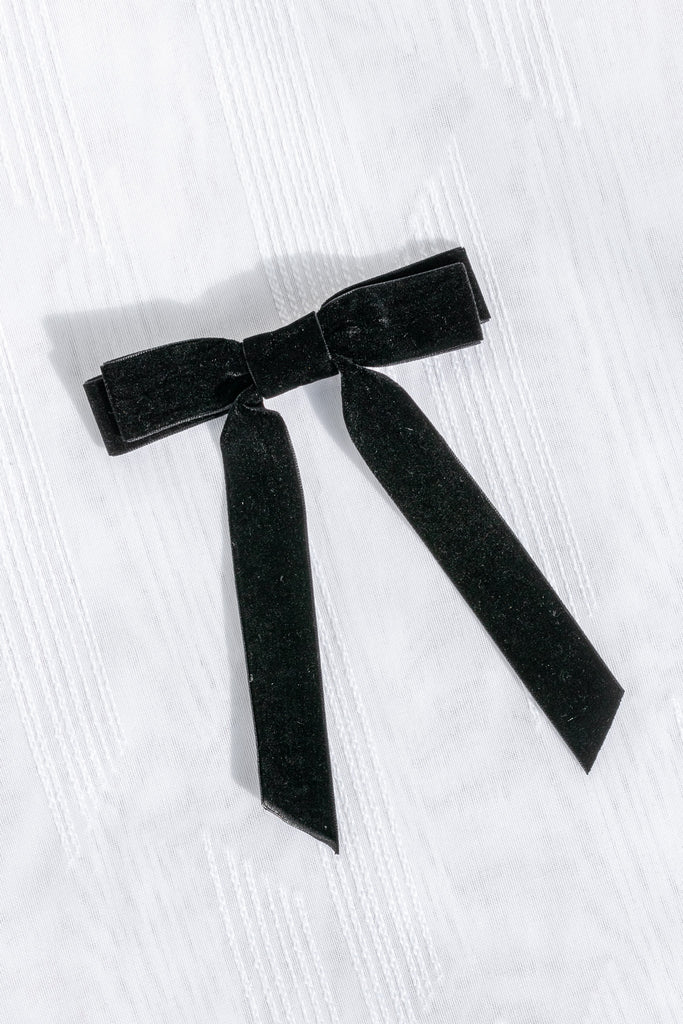 slim velvet bow clip for hair. french girl style. 