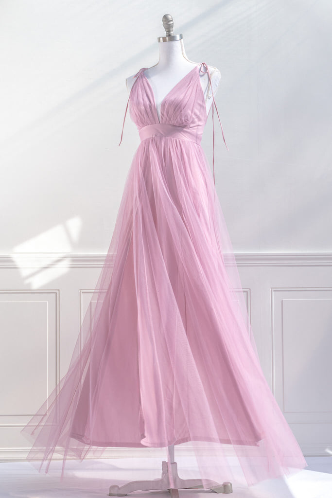 pink dress - a feminine and french style long tulle dress in pink. side view. amantine. 