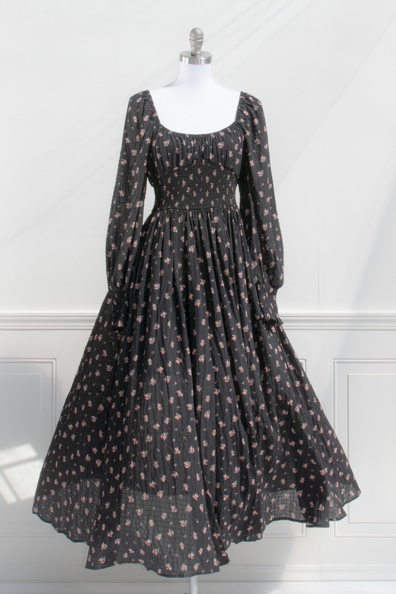 Vintage Inspired Amantine
