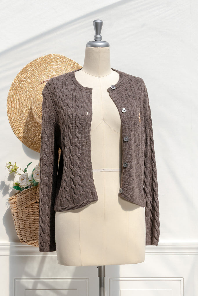 french girl style cardigan for fall. amantine. 