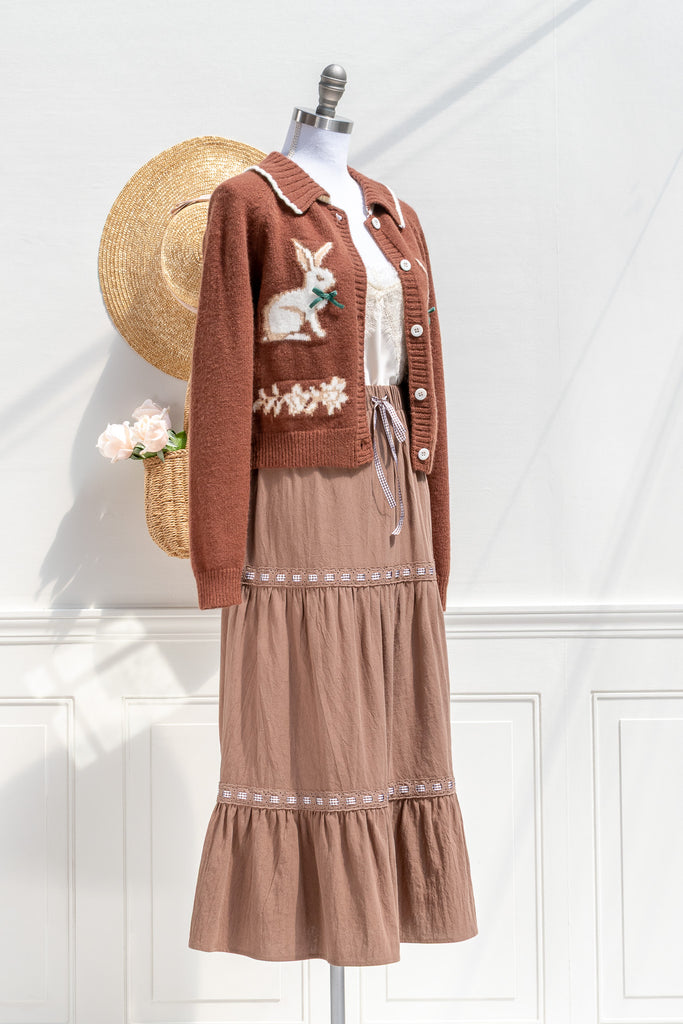 french girl style pumpkin color fall outfit. 