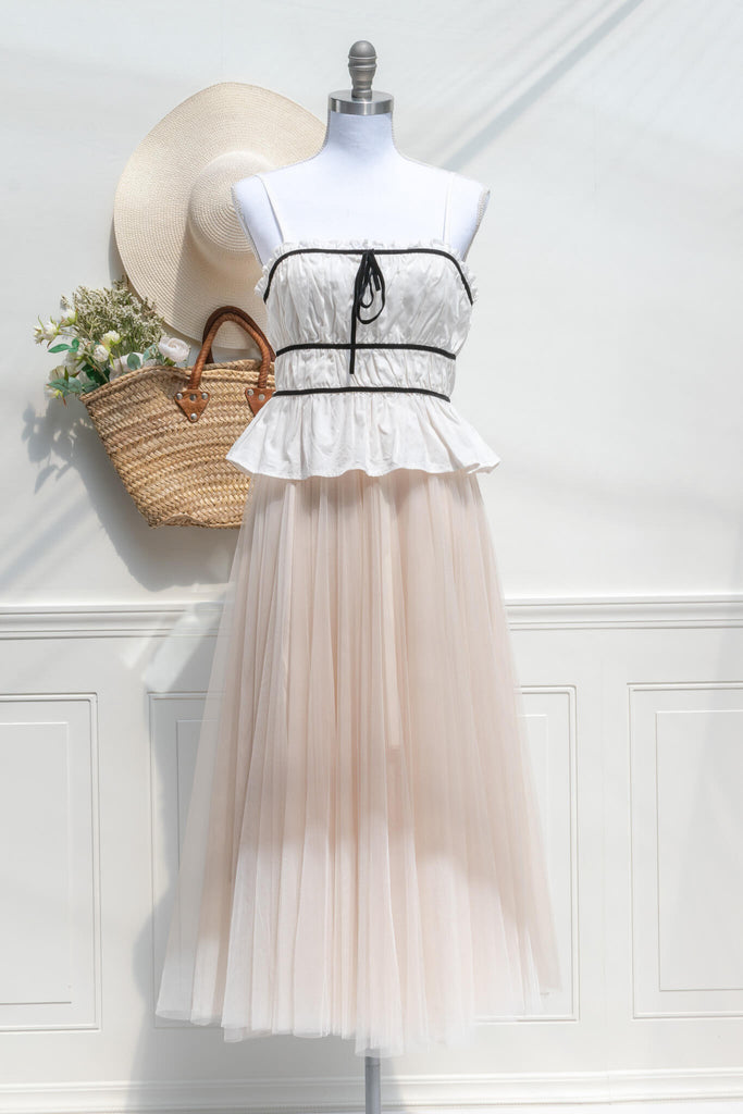 feminine cottagecore and french style skirt outfit. 