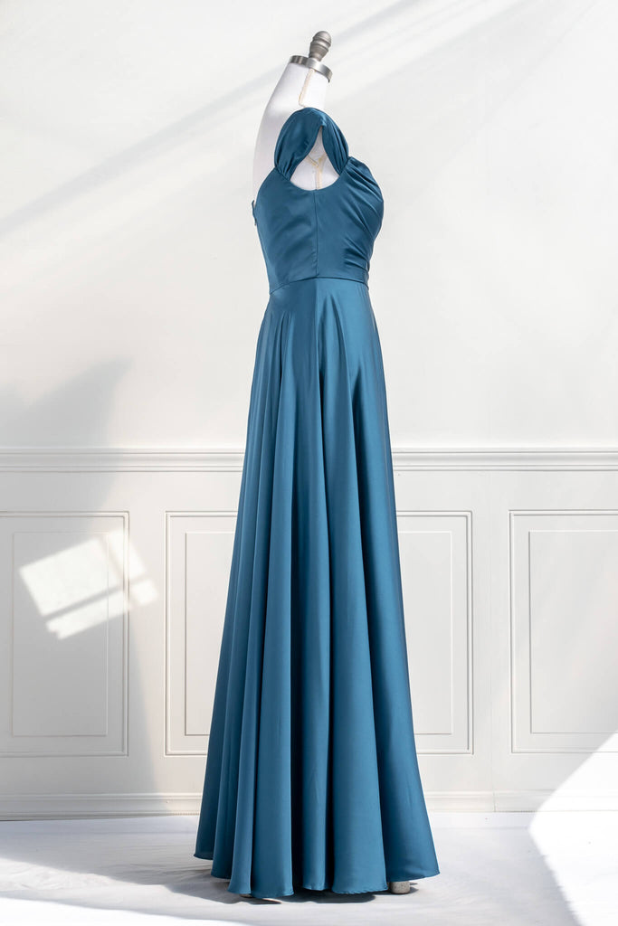 boutique dress - a royal blue prom and event gown - feminine and french style fashion. side view. amantine. 