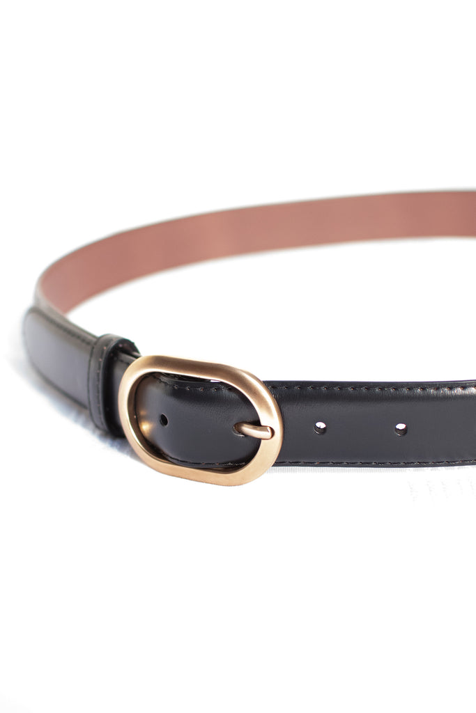 simple black belt. french girl style belt. 