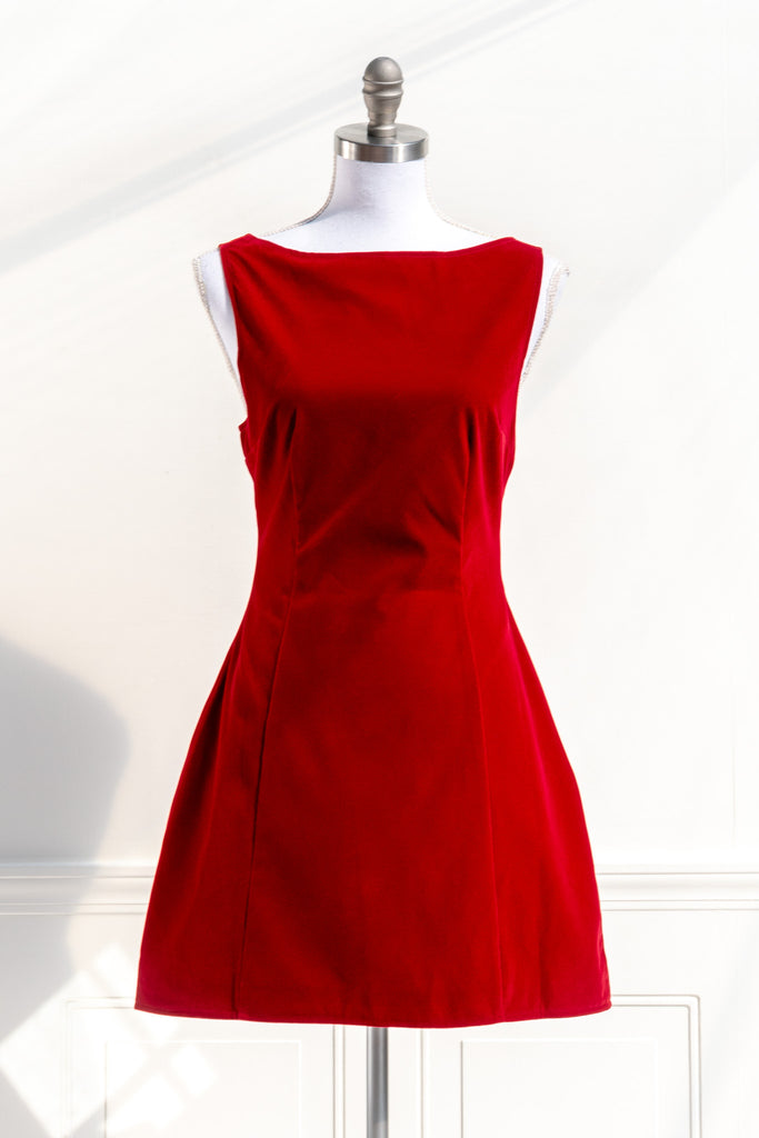 velvet dress for the holidays. red velvet mini dress french girl style form the 1960's. Cute holiday dresses. front view. 