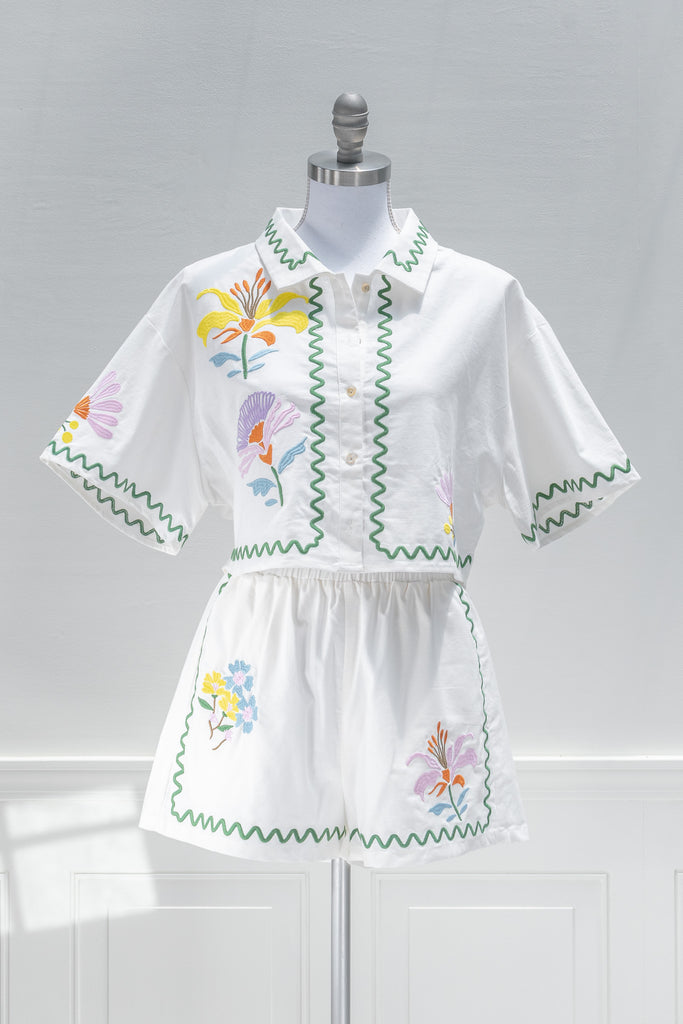 top and short set for summer - cute feminine summer set with embroidered floral details. front view. amantine. 