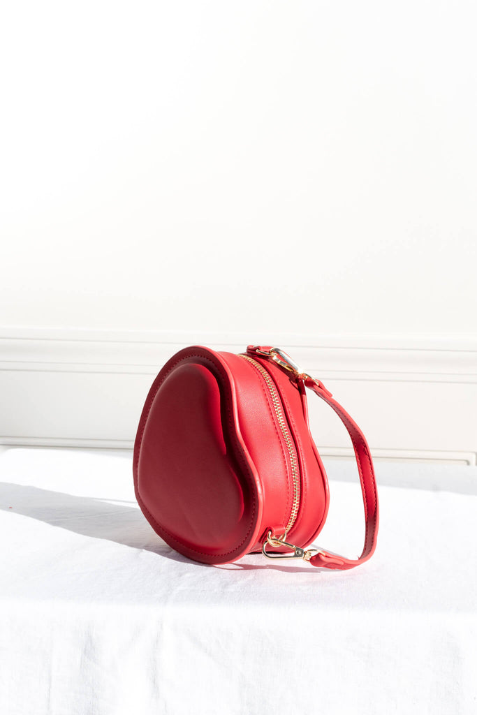 feminine clothing and accessories - a heart shaped red purse for valentines gifts - amantine