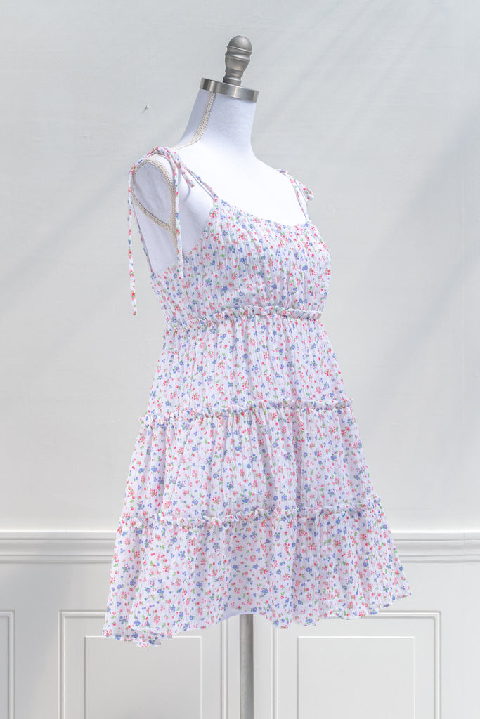 Cute Online Boutique Dresses for Romantics