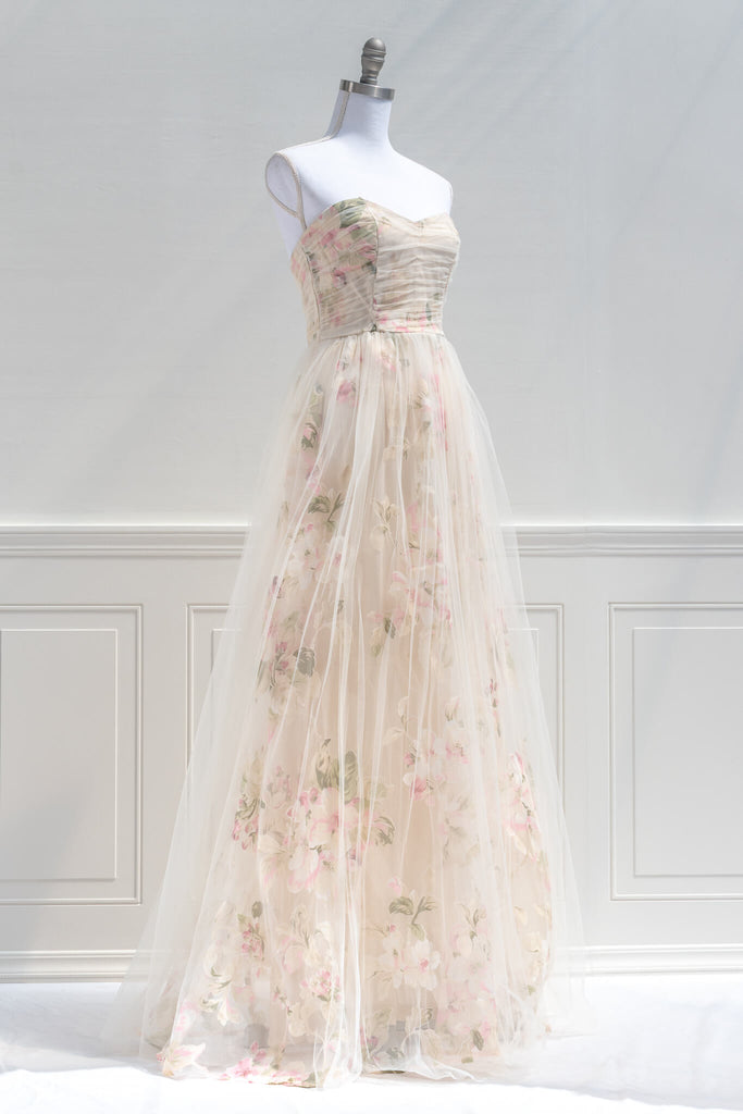 Romantic and feminine cream prom and event dress Amantine 