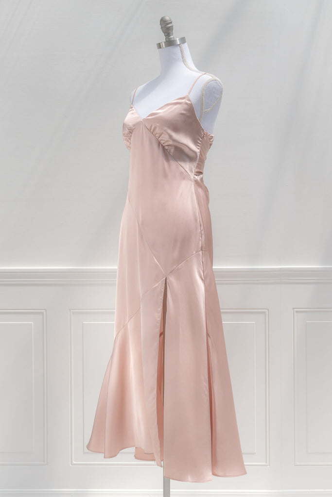 Feminine Dresses - The Harlow Dress in Blush - Amantine - peach fuzz dresses.
