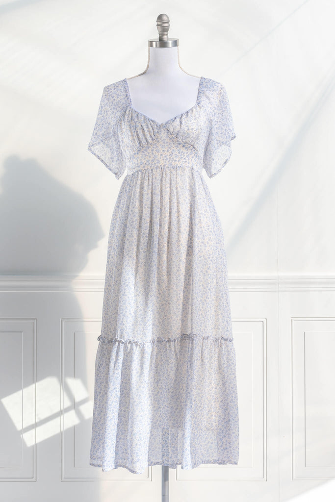aesthetic dresses - amantine - light blue chiffon sweet heart neckline long dress - feminine clothing 